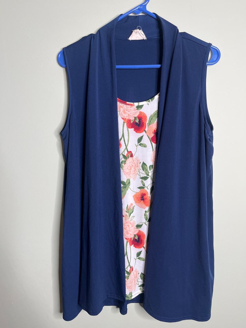 Ember Missy Floral Sleeveless Blouse Large